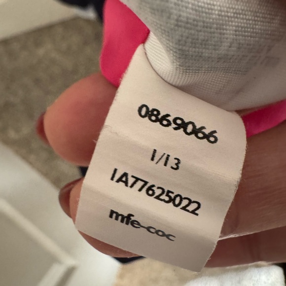 Tommy Hilfiger Navy Blue Blazer - Pink Lining Surprise! - Size 4 - Picture 5 of 6